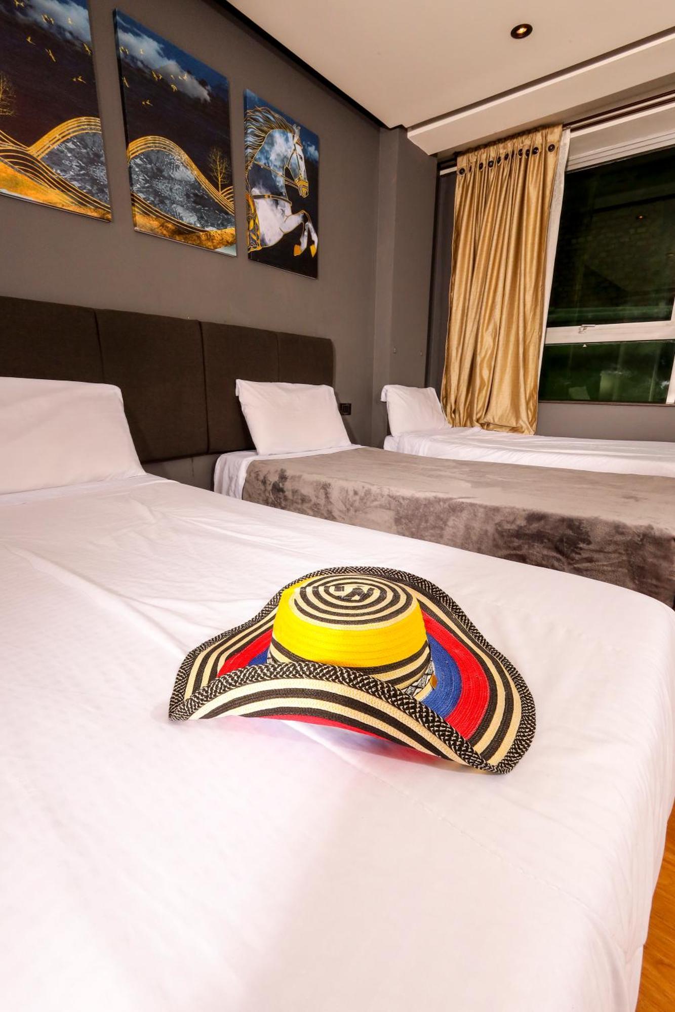 Hotel Htl ボゴタ エクステリア 写真